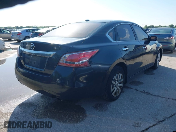 2015 Nissan Altima 2.5 S with VIN 1N4AL3AP4FN903293, listed as a IAAI auction lot 41960769 with 213,672 mi miles. Bid and sale history available at carsss.com. Image 4.