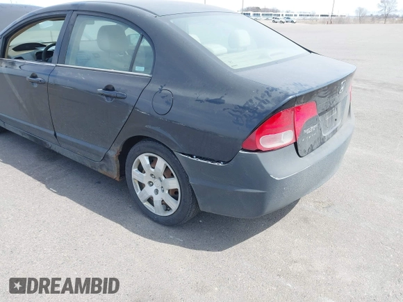 2006 Honda Civic LX z VIN 1HGFA16556L115508, wystawiony jako IAAI lot #42039986 z przebiegiem 222 308 mil mil oraz . Historia ofert i sprzedaży dostępna na DreamBid. Obrazek 12.