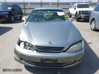 2000 Lexus ES 300 with VIN JT8BF28G2Y0245459, listed as a IAAI auction lot 41669715 with 25,727 mi miles. Bid and sale history available at carsss.com. Image 13.