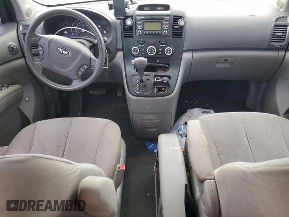 2014 Kia Sedona LX with VIN KNDMG4C78E6538916, listed as a Copart auction lot 42258495 with 145,260 mi miles and Salvage Title. Bid and sale history available at carsss.com. Image 8.