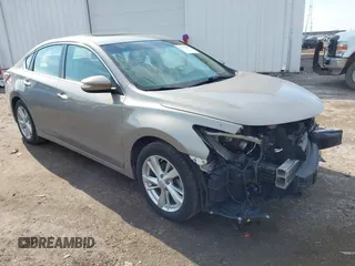2013 Nissan Altima SV with VIN 1N4AL3AP4DN411487, listed as a IAAI auction lot 41711557 with 99,823 mi miles and . Bid and sale history available at carsss.com. Image 1.