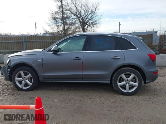 2017 Audi Q5 Premium Plus z VIN WA1M2AFP2HA030803, wystawiony jako IAAI lot #41467760 z przebiegiem 47 314 mil mil oraz . Historia ofert i sprzedaży dostępna na DreamBid. Obrazek 14.