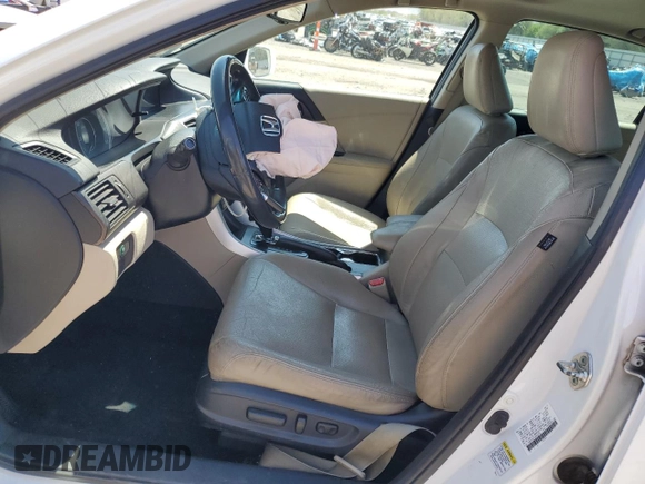 2013 Honda Accord Touring with VIN 1HGCR3F91DA000276, listed as a Copart auction lot 60931425 with 146,661 mi miles and Salvage title. Bid and sale history available at DreamBid. Image 7.