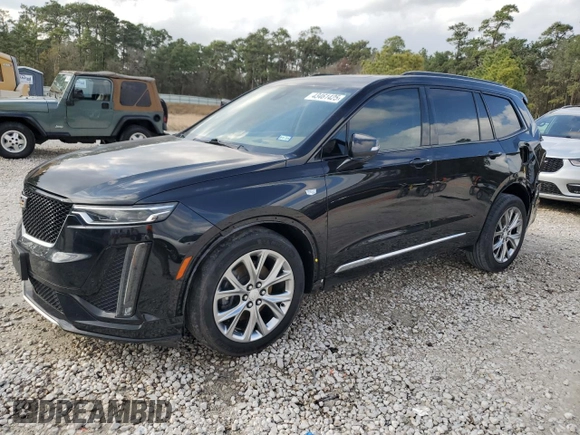 2020 Cadillac XT6 AWD Sport z VIN 1GYKPHRS1LZ209619, wystawiony jako Copart lot #43461425 z przebiegiem 65 321 mil mil oraz Szkody całkowita. Historia ofert i sprzedaży dostępna na DreamBid. Obrazek 1.