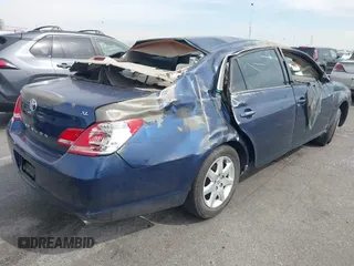 2006 Toyota Avalon XL z VIN 4T1BK36B76U148298, wystawiony jako IAAI lot #41687879 z przebiegiem Nie podano mil oraz . Historia ofert i sprzedaży dostępna na DreamBid. Obrazek 4.