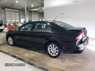 2008 Mercury Milan with VIN 3MEHM07Z18R642796, listed as a Copart auction lot 52494445 with 116,101 mi miles and Salvage Title. Bid and sale history available at carsss.com. Image 2.