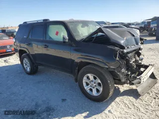 2022 Toyota 4Runner SR5 with VIN JTEEU5JR0N5260179, listed as a Copart auction lot 42678145 with 0 mi miles and Salvage Title. Bid and sale history available at carsss.com. Image 4.