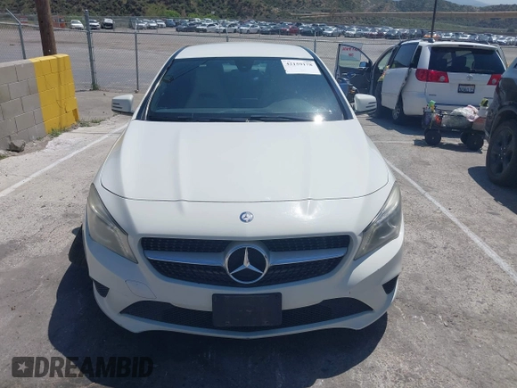 2015 Mercedes-Benz CLA 250 with VIN WDDSJ4EBXFN162498, listed as a IAAI auction lot 42159178 with 143,435 mi miles and . Bid and sale history available at DreamBid. Image 12.