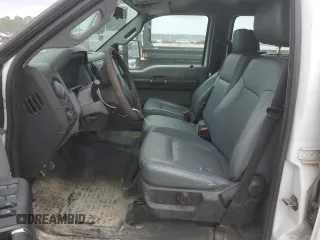 2016 Ford F-250 XL with VIN 1FT7W2A61GEA11999, listed as a Copart auction lot 52987545 with 310,438 mi miles and Clean title. Bid and sale history available at DreamBid. Image 7.