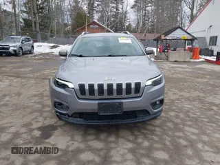 2019 Jeep Cherokee Latitude with VIN 1C4PJMCB9KD214299, listed as a IAAI auction lot 41689632 with 151,786 mi miles. Bid and sale history available at carsss.com. Image 12.