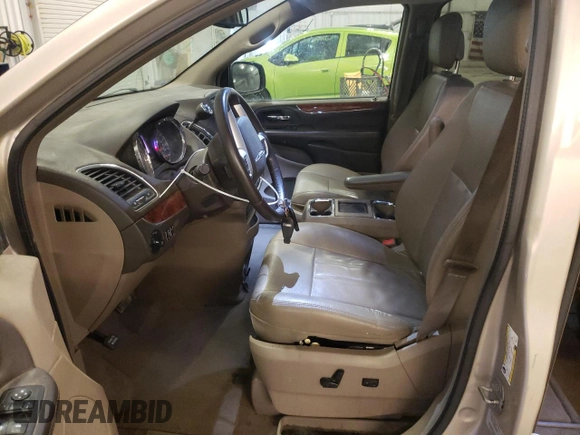 2015 Chrysler Town & Country Touring with VIN 2C4RC1BGXFR644974, listed as a Copart auction lot 53462195 with 179,218 mi miles and Salvage Title. Bid and sale history available at carsss.com. Image 7.