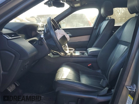 2019 Land Rover Range Rover Velar R-Dynamic SE with VIN SALYL2FV0KA219460, listed as a Copart auction lot 48358855 with 92,415 mi miles and Salvage Title. Bid and sale history available at carsss.com. Image 7.