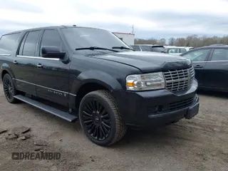2013 Lincoln Navigator z VIN 5LMJJ3J5XDEL05875, wystawiony jako IAAI lot #41955580 z przebiegiem 213 747 mil mil oraz . Historia ofert i sprzedaży dostępna na DreamBid. Obrazek 1.
