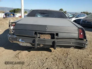 1974 Chevrolet Monte Carlo z VIN 1H57L4Z474911, wystawiony jako Copart lot #42961555 z przebiegiem 76 687 mil mil oraz Szkody całkowita. Historia ofert i sprzedaży dostępna na DreamBid. Obrazek 6.