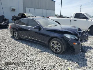 2011 Mercedes-Benz E 550 Luxury with VIN WDDHF9AB2BA310465, listed as a Copart auction lot 53798105 with 158,173 mi miles and Salvage Title. Bid and sale history available at DreamBid. Image 4.