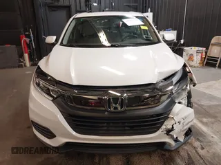 2021 Honda HR-V LX with VIN 3CZRU6H3XMM748281, listed as a IAAI auction lot 41903174 with 28,320 mi miles. Bid and sale history available at carsss.com. Image 13.