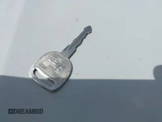 2004 Chevrolet Tahoe LT z VIN 1GNEC13Z04R130978, wystawiony jako IAAI lot #42073871 z przebiegiem 214 947 mil mil oraz . Historia ofert i sprzedaży dostępna na DreamBid. Obrazek 11.