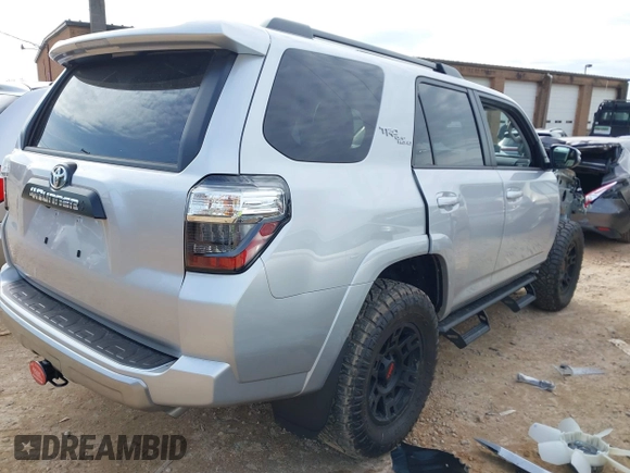 2024 Toyota 4Runner TRD Off Road with VIN JTERU5JR2R6304250, listed as a IAAI auction lot 41117579 with 1,352 mi miles and . Bid and sale history available at DreamBid. Image 4.