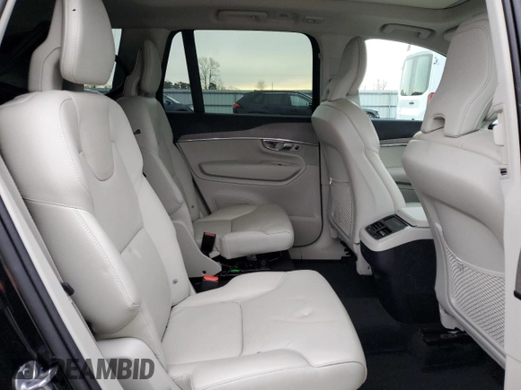 2023 Volvo XC90 Plus with VIN YV4062PN6P1950344, listed as a Copart auction lot 86368604 with 16,163 mi miles and Salvage Title. Bid and sale history available at carsss.com. Image 10.
