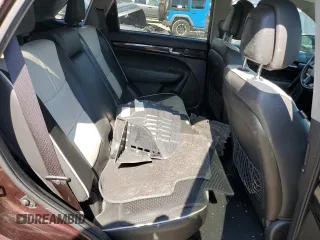 2013 Kia Sorento SX with VIN 5XYKW4A28DG333190, listed as a Copart auction lot 50872625 with 122,121 mi miles and Salvage Title. Bid and sale history available at carsss.com. Image 11.