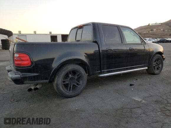 2002 Ford F-150 Harley Davidson with VIN 1FTRW07332KE10689, listed as a Copart auction lot 88341885 with 0 mi miles and Salvage Title. Bid and sale history available at carsss.com. Image 3.