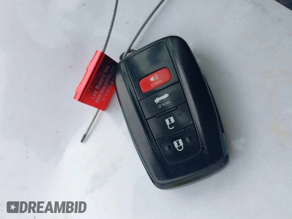 2022 Toyota Camry XSE z VIN 4T1K61AK2NU702362, wystawiony jako IAAI lot #41963393 z przebiegiem 13 541 mil mil oraz . Historia ofert i sprzedaży dostępna na DreamBid. Obrazek 11.