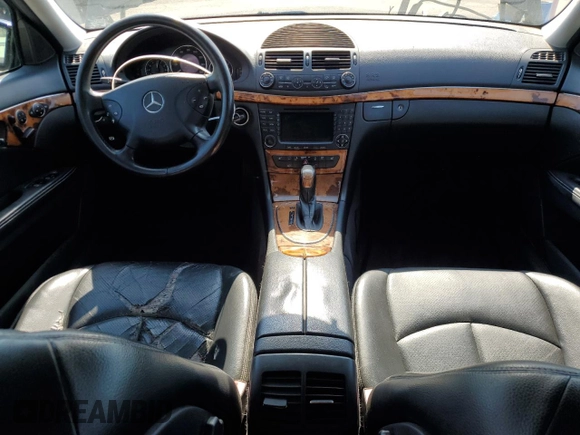 2004 Mercedes-Benz E 320 with VIN WDBUH65J54A383219, listed as a Copart auction lot 58585234 with 235,697 mi miles and Clean Title. Bid and sale history available at DreamBid. Image 8.
