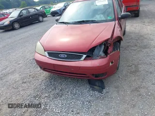 2005 Ford Focus S with VIN 1FAFP34N35W277846, listed as a IAAI auction lot 42423090 with 338,234 mi miles and . Bid and sale history available at DreamBid. Image 13.