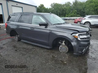 2024 Ford Expedition XLT with VIN 1FMJU1H80REA59831, listed as a Copart auction lot 63849455 with 26,936 mi miles and Salvage title. Bid and sale history available at DreamBid. Image 4.