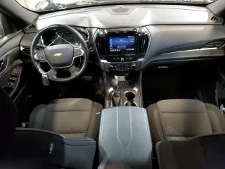 2022 Chevrolet Traverse LT Cloth with VIN 1GNEVGKW5NJ179520, listed as a Copart auction lot 81577213 with 32,859 mi miles. Bid and sale history available at carsss.com. Image 8.