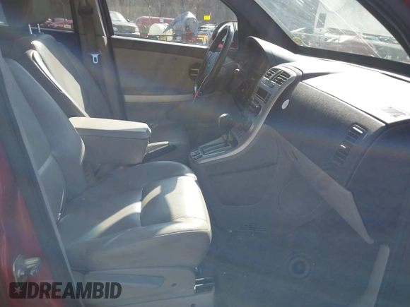 2006 Chevrolet Equinox LT with VIN 2CNDL73F466155440, listed as a IAAI auction lot 41489655 with 188,176 mi miles. Bid and sale history available at carsss.com. Image 5.