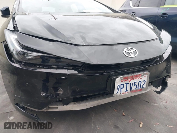 2024 Toyota Prius LE z VIN JTDADABU3R3015537, wystawiony jako IAAI lot #42063101 z przebiegiem 21 435 mil mil oraz . Historia ofert i sprzedaży dostępna na DreamBid. Obrazek 6.