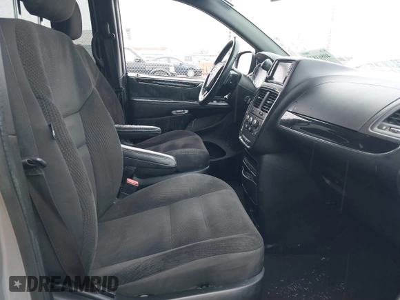 2018 Dodge Grand Caravan SE Plus with VIN 2C4RDGBG0JR202679, listed as a IAAI auction lot 40861837 with 133,046 mi miles and . Bid and sale history available at DreamBid. Image 5.