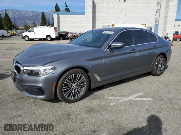 2020 BMW 5 Series 530i with VIN WBAJR3C02LWW69439, listed as a Copart auction lot 42242975 with 26,208 mi miles and Salvage Title. Bid and sale history available at DreamBid. Image 1.