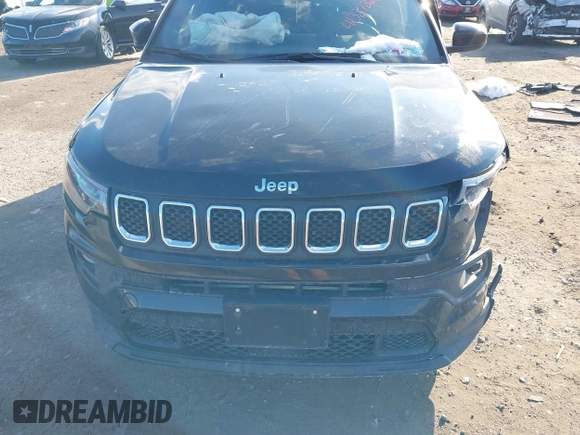 2023 Jeep Compass Latitude with VIN 3C4NJDBN3PT502551, listed as a IAAI auction lot 41327828 with 17,818 mi miles and . Bid and sale history available at DreamBid. Image 13.