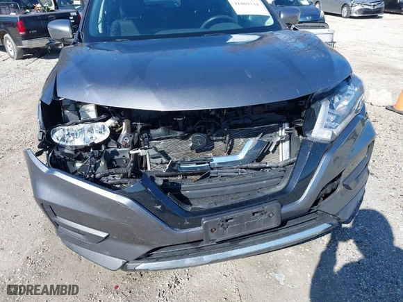 2017 Nissan Rogue S with VIN KNMAT2MV7HP509440, listed as a IAAI auction lot 41869334 with 150,484 mi miles. Bid and sale history available at carsss.com. Image 6.