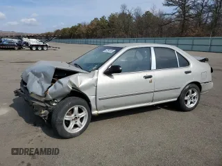 1996 Nissan Sentra XE z VIN 3N1AB41D5TL010573, wystawiony jako Copart lot #47284155 z przebiegiem 158 185 mil mil oraz Szkoda całkowita • Salvage title. Historia ofert i sprzedaży dostępna na DreamBid. Obrazek 1.