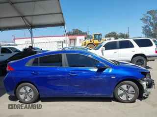 2019 Hyundai Ioniq Blue with VIN KMHC65LC7KU180387, listed as a IAAI auction lot 42510425 with 182,938 mi miles and . Bid and sale history available at DreamBid. Image 14.