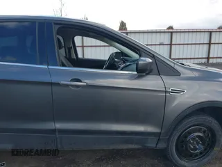 2013 Ford Escape SE with VIN 1FMCU9GX8DUC76686, listed as a IAAI auction lot 41809554 with 126,718 mi miles. Bid and sale history available at carsss.com. Image 13.