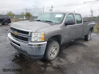 2013 Chevrolet Silverado 2500HD Work Truck with VIN 1GC1CVCG9DF138642, listed as a IAAI auction lot 41846273 with 139,008 mi miles. Bid and sale history available at carsss.com. Image 17.