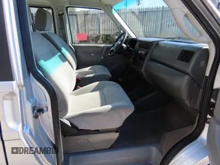 2003 Volkswagen EuroVan MV with VIN WV2NB47003H003033, listed as a Copart auction lot 47059195 with 164,173 mi miles and Clean Title. Bid and sale history available at DreamBid. Image 5.
