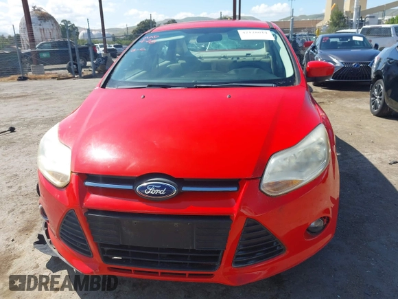 2012 Ford Focus SE with VIN 1FAHP3F27CL417875, listed as a IAAI auction lot 42128614 with 56,961 mi miles. Bid and sale history available at carsss.com. Image 12.
