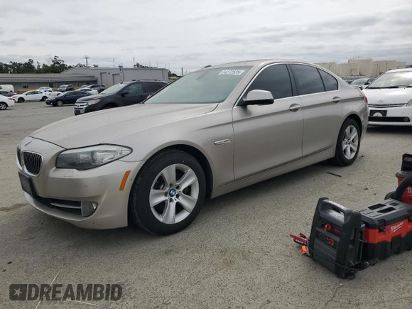2011 BMW 5 Series 528i with VIN WBAFR1C54BC673059, listed as a Copart auction lot 54272525 with 127,771 mi miles and Clean Title. Bid and sale history available at carsss.com. Image 1.
