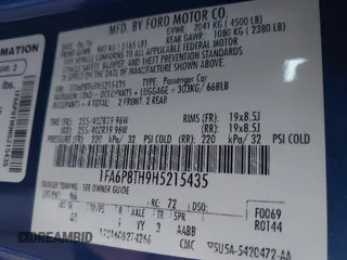 2017 Ford Mustang EcoBoost z VIN 1FA6P8TH9H5215435, wystawiony jako IAAI lot #42531715 z przebiegiem 81 730 mil mil oraz . Historia ofert i sprzedaży dostępna na DreamBid. Obrazek 9.