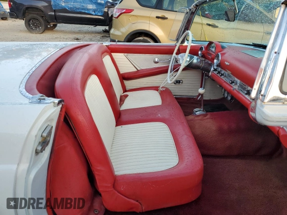 1955 Ford Thunderbird with VIN P5FH131649, listed as a Copart auction lot 78360154 with 35,746 mi miles and Salvage Title. Bid and sale history available at DreamBid. Image 10.