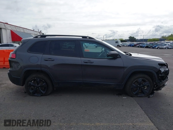 2021 Jeep Cherokee Latitude Plus z VIN 1C4PJMLB9MD140076, wystawiony jako IAAI lot #41998687 z przebiegiem 175 956 mil mil oraz . Historia ofert i sprzedaży dostępna na DreamBid. Obrazek 13.