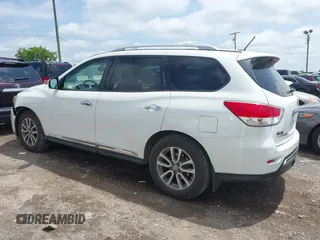2015 Nissan Pathfinder S with VIN 5N1AR2MN2FC672785, listed as a IAAI auction lot 42535243 with 143,209 mi miles and . Bid and sale history available at DreamBid. Image 14.