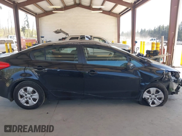 2015 Kia Forte LX with VIN KNAFK4A60F5290540, listed as a IAAI auction lot 42046059 with 107,232 mi miles. Bid and sale history available at carsss.com. Image 14.