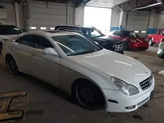 2006 Mercedes-Benz CLS 500 z VIN WDDDJ75X96A030135, wystawiony jako IAAI lot #42340677 z przebiegiem 193 693 mil mil oraz . Historia ofert i sprzedaży dostępna na DreamBid. Obrazek 1.