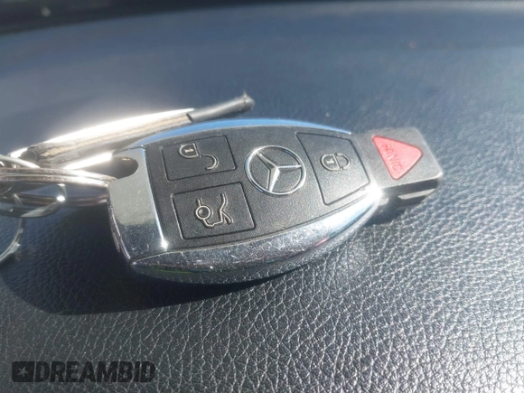 2015 Mercedes-Benz C-Class C 300 Luxury with VIN 55SWF4KB6FU020602, listed as a IAAI auction lot 41899959 with 150,516 mi miles. Bid and sale history available at carsss.com. Image 11.